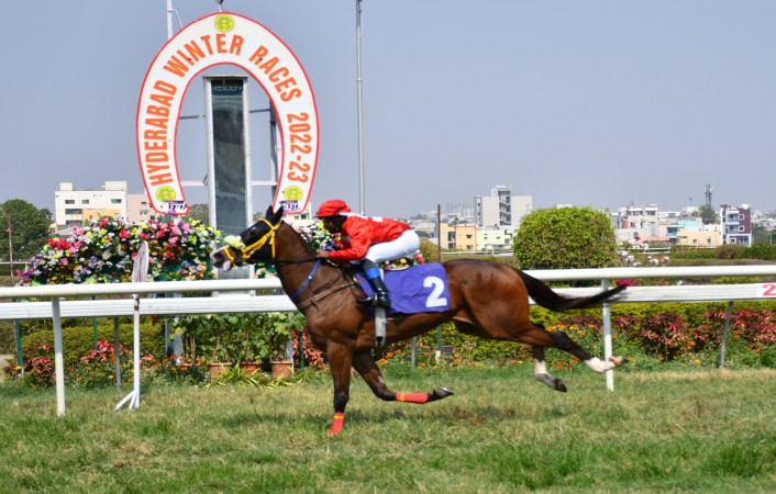 A Comprehensive Guide to the Hyderabad Race Club: Horse Racing, Online Betting and More